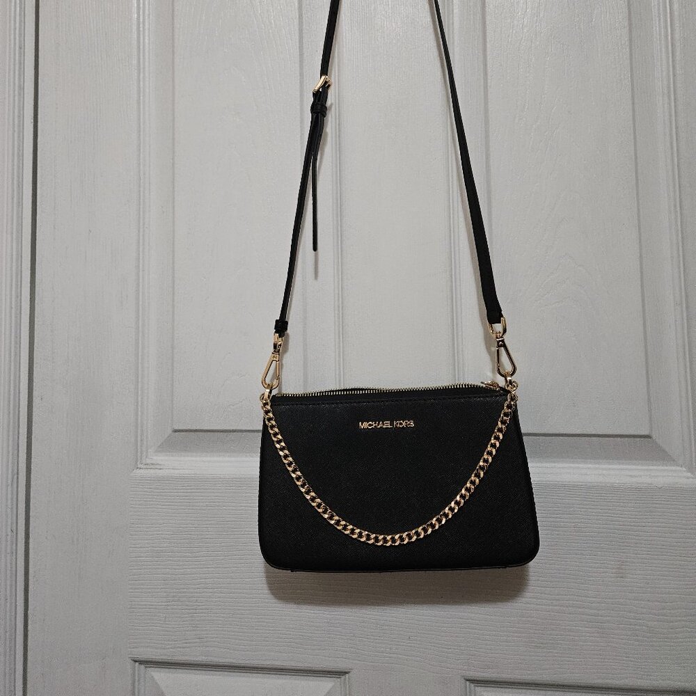 Michael Kors Black Leather Shoulder bag with Gold Chain